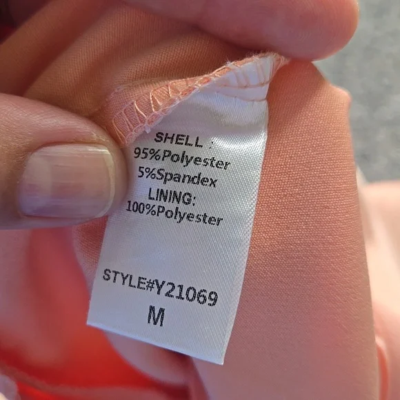 DO+BE Coral / Papaya Pink Women's Skorts / Shorts Size Medium NWT - Picture 5 of 5